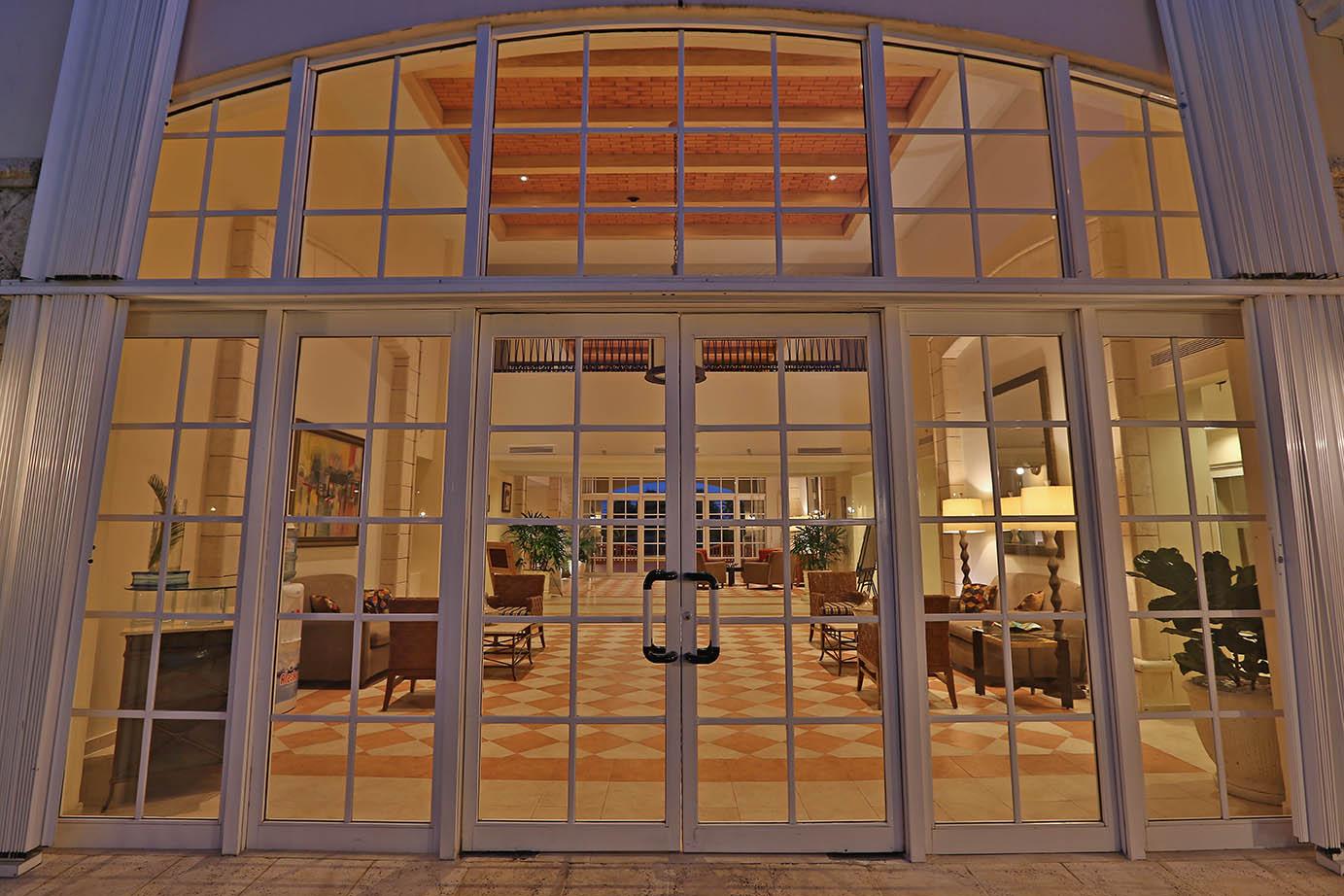 Four Points By Sheraton Santo Domingo Exterior photo