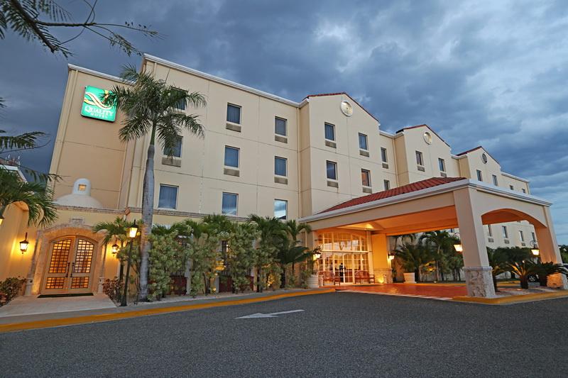 Four Points By Sheraton Santo Domingo Exterior photo