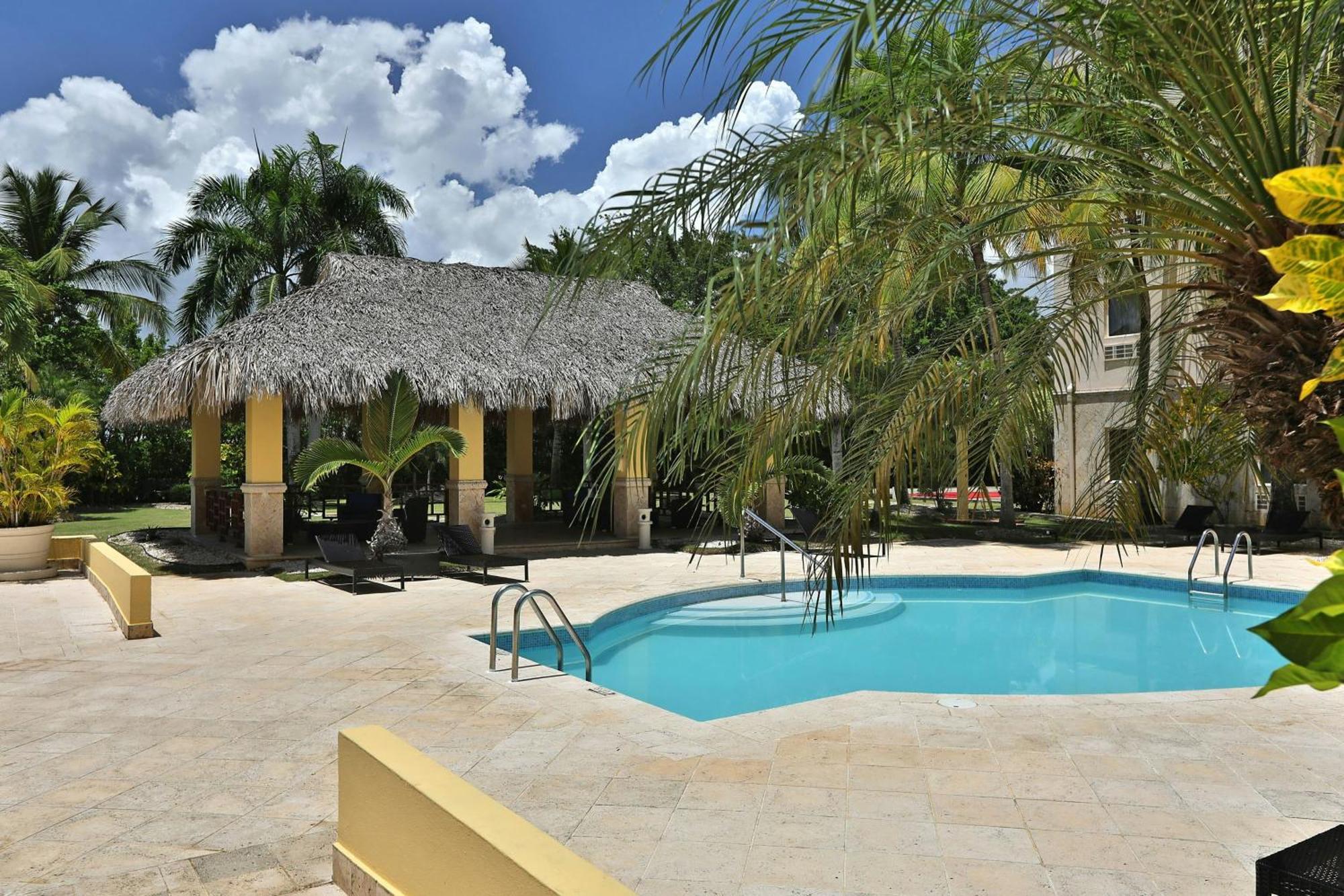 Four Points By Sheraton Santo Domingo Exterior photo