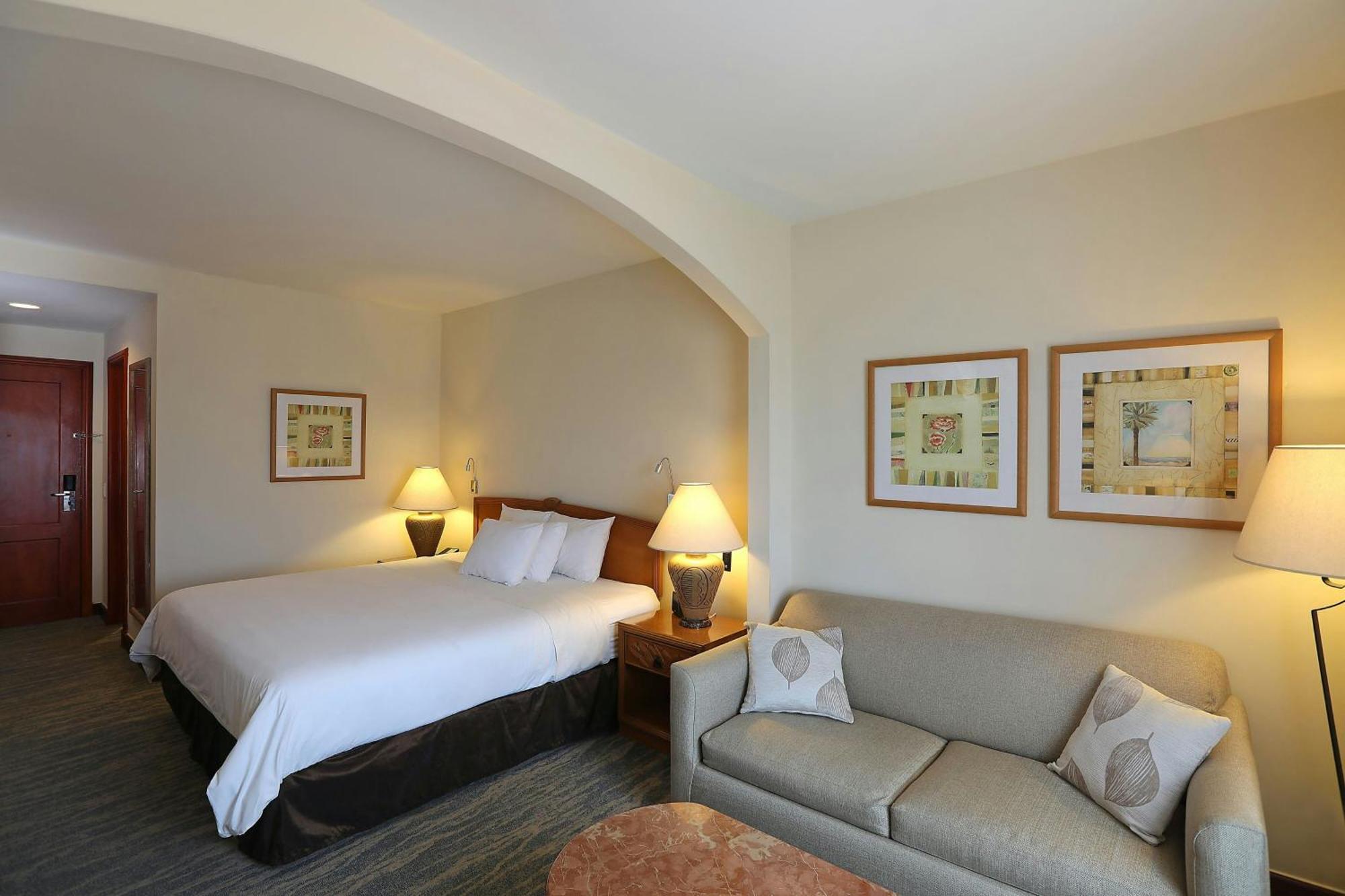 Four Points By Sheraton Santo Domingo Exterior photo